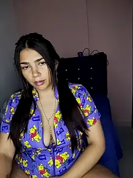 Dulce06 online show from 06/26/26, 04:50