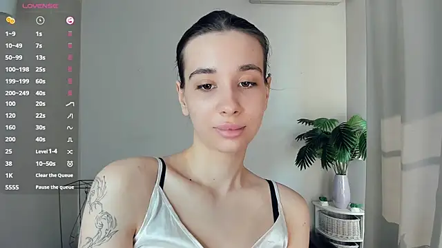 Snapshot of LaceyLettman chatting on 03/13/26, 10:44 LaceyLettman online show from 03/13/26, 10:44