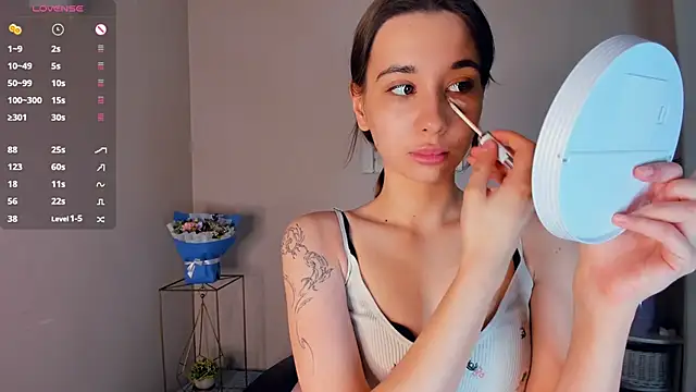 Snapshot of LaceyLettman chatting on 04/11/26, 10:52 LaceyLettman online show from 04/11/26, 10:52