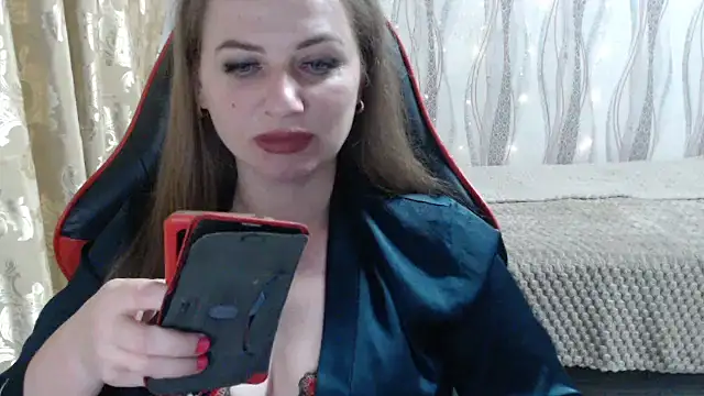 LioraW online show from 03/05/26, 10:06