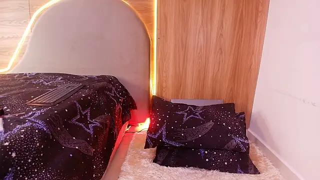 Snapshot of kiara_lp chatting on 04/15/26, 03:02 kiara lp online show from 04/15/26, 03:02