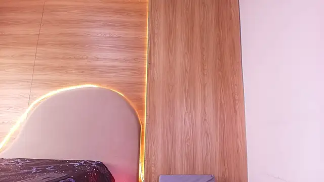 Snapshot of kiara_lp chatting on 04/18/26, 03:10 kiara lp online show from 04/18/26, 03:10