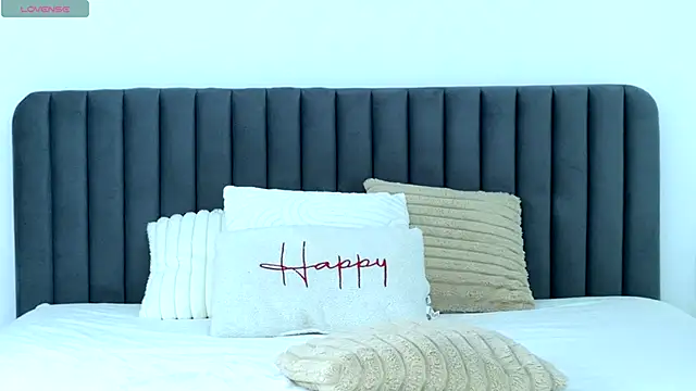 Snapshot of pr1nc3sss chatting on 04/16/26, 05:08 pr1nc3sss online show from 04/16/26, 05:08