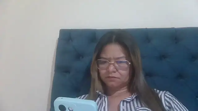 Snapshot of Jiwon_Han chatting on 03/27/26, 03:56 Jiwon Han online show from 03/27/26, 03:56