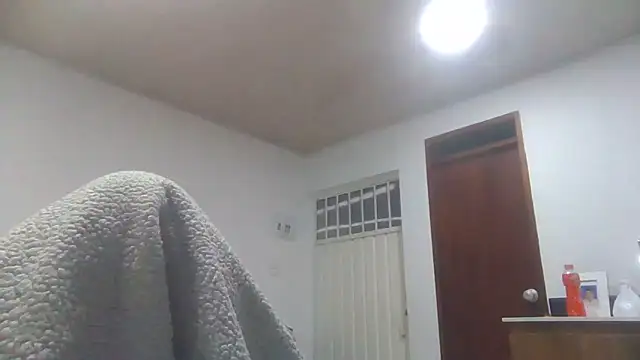 Snapshot of Jiwon_Han chatting on 04/10/26, 01:22 Jiwon Han online show from 04/10/26, 01:22