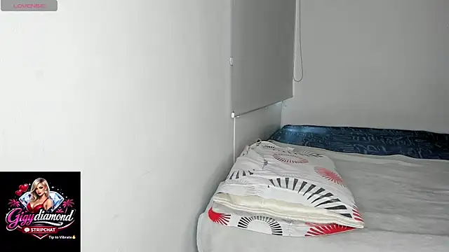 Snapshot of mar_711 chatting on 04/08/26, 02:06 mar 711 online show from 04/08/26, 02:06