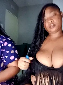 Snapshot of ChubbySpiderx chatting on 04/13/26, 11:32 ChubbySpiderx online show from 04/13/26, 11:32