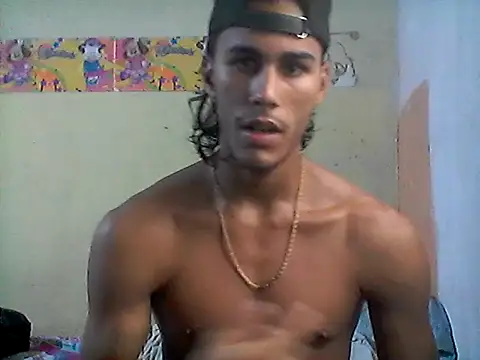 Snapshot of 3Happy1 chatting on 04/19/26, 07:16 3Happy1 online show from 04/19/26, 07:16