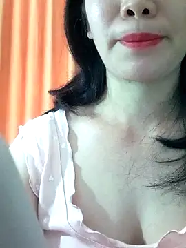 Snapshot of Bondgirl_9 chatting on 04/01/26, 05:08 Bondgirl 9 online show from 04/01/26, 05:08