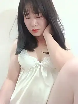 Snapshot of Bondgirl_9 chatting on 08/02/26, 05:44 Bondgirl 9 online show from 08/02/26, 05:44