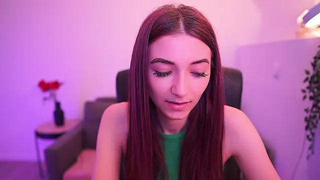 Snapshot of RocknRose18 chatting on 03/14/26, 02:00 RocknRose18 online show from 03/14/26, 02:00