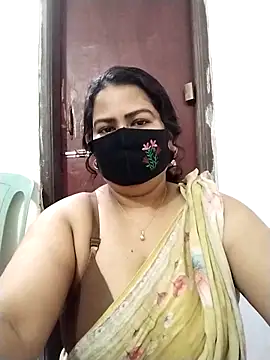 Snapshot of Star--Girl chatting on 03/05/26, 02:35 Star--Girl online show from 03/05/26, 02:35