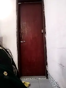 Snapshot of Star--Girl chatting on 03/22/26, 04:05 Star--Girl online show from 03/22/26, 04:05