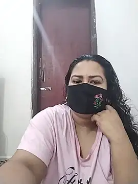 Snapshot of Star--Girl chatting on 07/19/26, 01:09 Star--Girl online show from 07/19/26, 01:09
