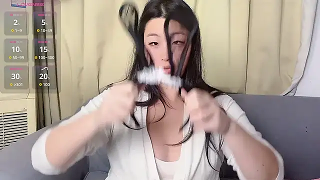 Snapshot of Tavie1744 chatting on 04/02/26, 11:24 Tavie1744 online show from 04/02/26, 11:24