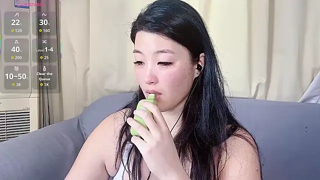 Tavie1744 online show from 07/12/26, 10:56