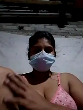 Snapshot of nilkirilli chatting on 04/04/26, 04:59 nilkirilli online show from 04/04/26, 04:59