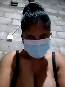 Snapshot of nilkirilli chatting on 04/12/26, 11:10 nilkirilli online show from 04/12/26, 11:10