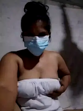 Snapshot of nilkirilli chatting on 04/19/26, 09:39 nilkirilli online show from 04/19/26, 09:39