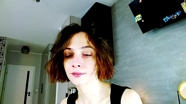 Snapshot of misssweet chatting on 03/20/26, 02:11 misssweet online show from 03/20/26, 02:11