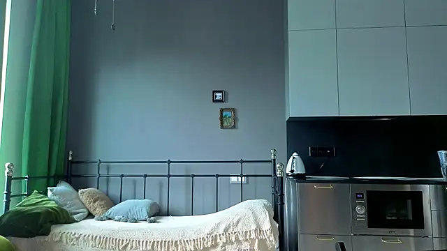Lilyblushhh online show from 05/28/26, 06:21
