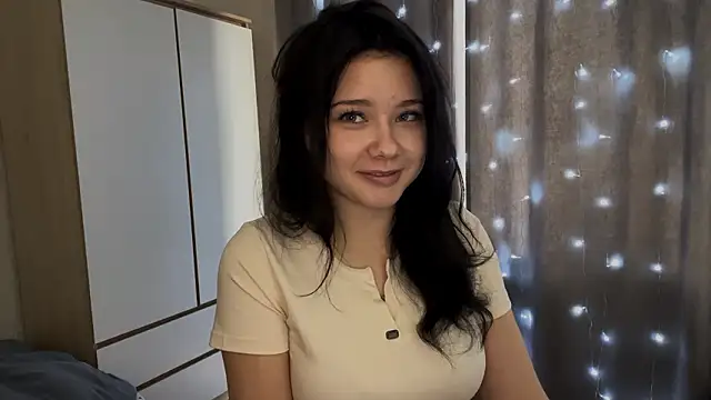 Snapshot of PluralSind chatting on 03/30/26, 04:24 PluralSind online show from 03/30/26, 04:24