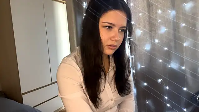 Snapshot of PluralSind chatting on 03/31/26, 06:58 PluralSind online show from 03/31/26, 06:58