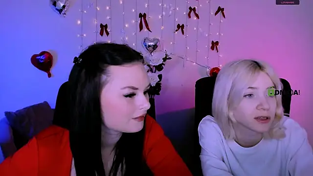 Snapshot of miss_courtney_ chatting on 03/14/26, 09:37 miss courtney online show from 03/14/26, 09:37