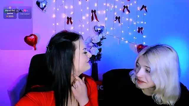 Snapshot of miss_courtney_ chatting on 03/21/26, 09:58 miss courtney online show from 03/21/26, 09:58