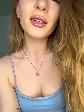 Little Candy 18 online show from 05/18/26, 06:30