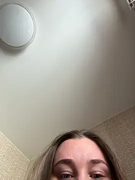 Snapshot of sweetie_El chatting on 03/09/26, 09:57 sweetie El online show from 03/09/26, 09:57