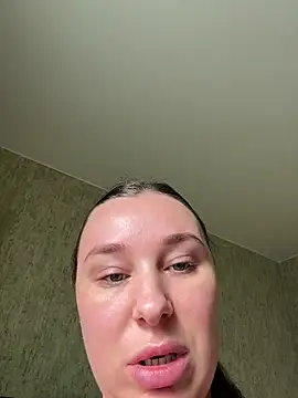 Snapshot of sweetie_El chatting on 03/28/26, 07:41 sweetie El online show from 03/28/26, 07:41