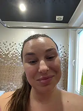 Snapshot of sweetie_El chatting on 04/01/26, 02:36 sweetie El online show from 04/01/26, 02:36