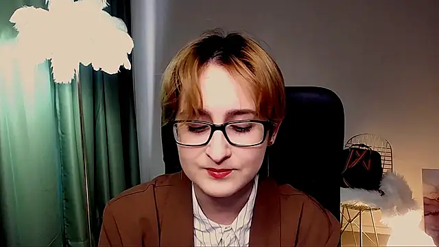LixeLuna online show from 05/05/26, 06:32