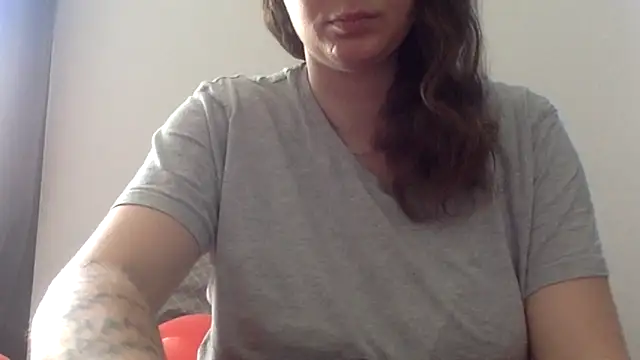 Snapshot of douce_blanche13 chatting on 04/09/26, 09:47 douce blanche13 online show from 04/09/26, 09:47