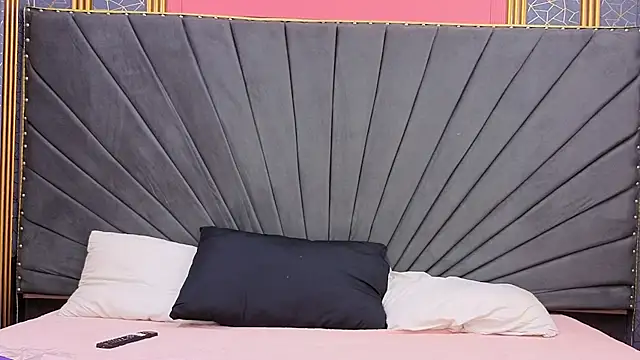 Snapshot of Kaely-Hot- chatting on 03/24/26, 02:22 Kaely-Hot- online show from 03/24/26, 02:22