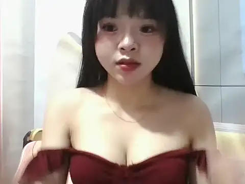 hot-cumplay online show from 06/18/26, 05:51