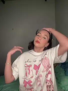 Snapshot of Nicole_Cute04 chatting on 04/05/26, 04:42 Nicole Cute04 online show from 04/05/26, 04:42