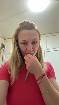 Snapshot of Secret_Ladyx chatting on 05/01/26, 01:43 Secret Ladyx online show from 05/01/26, 01:43