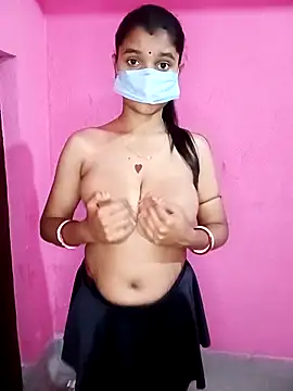 Snapshot of Sexy_Sonniyaa chatting on 03/07/26, 08:33 Sexy Sonniyaa online show from 03/07/26, 08:33