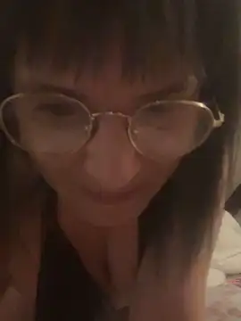 Snapshot of Xlilli69X chatting on 04/18/26, 07:18 Xlilli69X online show from 04/18/26, 07:18