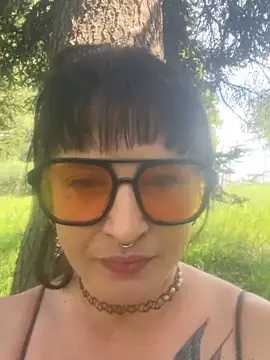 Snapshot of Xlilli69X chatting on 04/20/26, 01:58 Xlilli69X online show from 04/20/26, 01:58