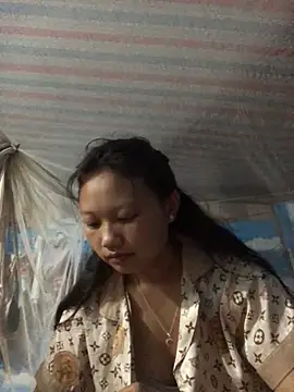 TieuVy99 online show from 04/04/26, 02:14