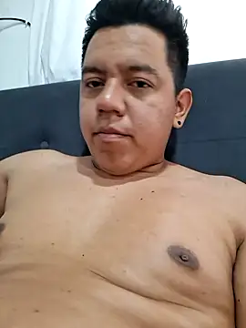 Snapshot of Badboydel97 chatting on 03/03/26, 04:46 Badboydel97 online show from 03/03/26, 04:46