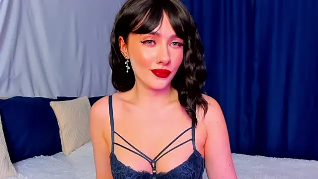 Snapshot of Aria_Montclair chatting on 03/21/26, 07:17 Aria Montclair online show from 03/21/26, 07:17