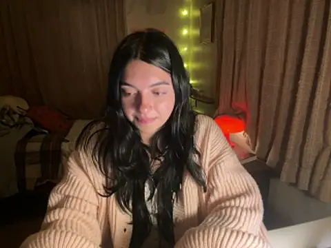 Snapshot of Im_Elaris chatting on 03/31/26, 02:46 Im Elaris online show from 03/31/26, 02:46