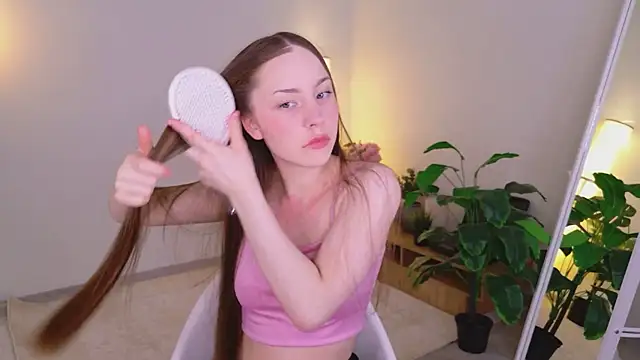 Snapshot of I_m_Regina chatting on 04/07/26, 05:52 I m Regina online show from 04/07/26, 05:52