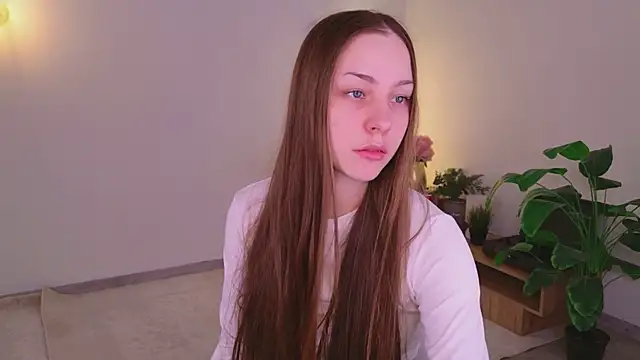 Snapshot of I_m_Regina chatting on 04/11/26, 07:45 I m Regina online show from 04/11/26, 07:45