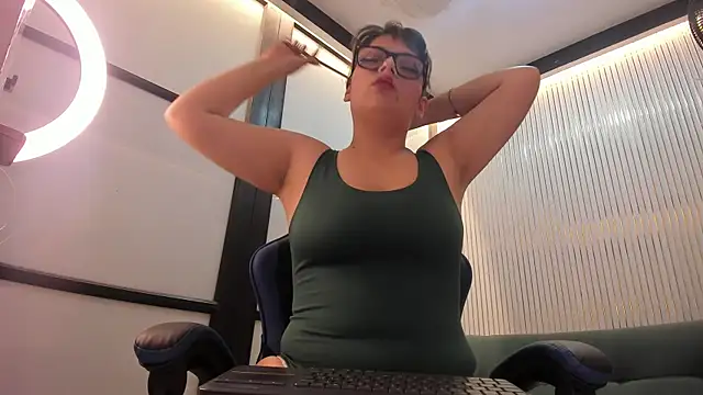 kittyBlossom 1 online show from 06/24/26, 08:30