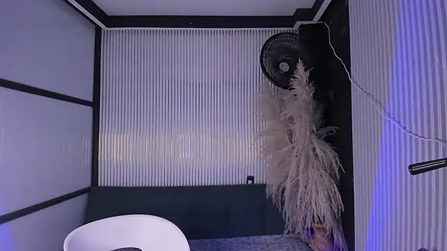 kittyBlossom 1 online show from 07/10/26, 08:11